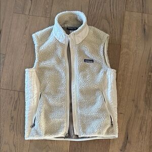 Patagonia Off-White Sherpa Fleece medium Vest
